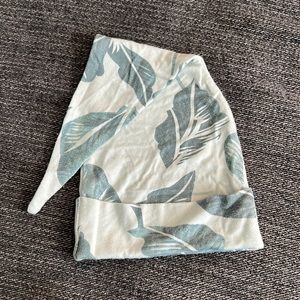 Kate Quinn gnome hat